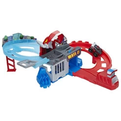 Hasbro PLAYSKOOL HEROES Transformers Rescue Bots Flip Racers Chomp & Chase Raceway
