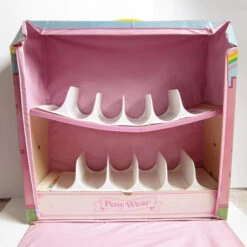 Hasbro My Little Pony Collectors Case Accessories Storage & Carry Box With Dream Castle -Hasbro Fun Toys Carry storage case my little ponies pony wear