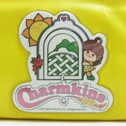 Hasbro Charmkins Vintage Yellow Vinyl Kisslock Coin Purse With Brown Eyed Susan -Hasbro Fun Toys Charmkins brown eyed susan yellow vinyl kisslock coin purse