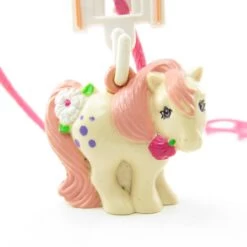 Hasbro My Pony Pixie Charmkins Pendant Necklace With Jewelry Hanger -Hasbro Fun Toys Charmkins my pony pixie vintage necklace charm toy
