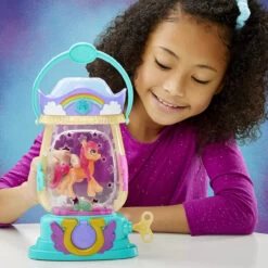 Hasbro My Little Pony: Sparkle Reveal Lantern Sunny Starscout -Hasbro Fun Toys F3329 9 39649.1664298549