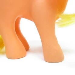 Hasbro Applejack My Little Pony Vintage G1 Year 3 Long Hair Version -Hasbro Fun Toys First generation my little pony applejack toy