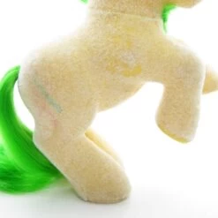 Hasbro So Soft Magic Star Rearing My Little Pony Vintage G1 -Hasbro Fun Toys Flocked so soft my little pony magic star yellow green hair