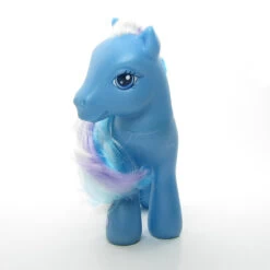 Hasbro Snowflake G3 My Little Pony Winter Ponies With Hat -Hasbro Fun Toys G3 snowflake my little pony third generation winter ponies