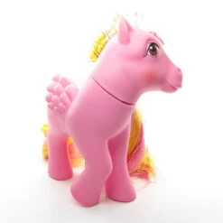 Hasbro Glittering Gem Princess Brush 'n Grow Vintage G1 My Little Pony -Hasbro Fun Toys Glittering gem pink pegasus pony jewel medallion