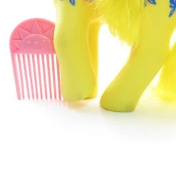 Hasbro Dancing Butterflies My Little Pony G1 Twice As Fancy Pegasus -Hasbro Fun Toys My little pony dancing butterflies pink comb