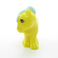 Hasbro Fair Play My Little Pony Mommy Or Mummy Charm -Hasbro Fun Toys My little pony fair play mommy mummy charm yellow