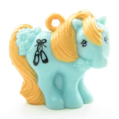 Hasbro Happy Dancer My Little Pony Mommy Or Mummy Charm -Hasbro Fun Toys My little pony happy dancer mommy mummy charm