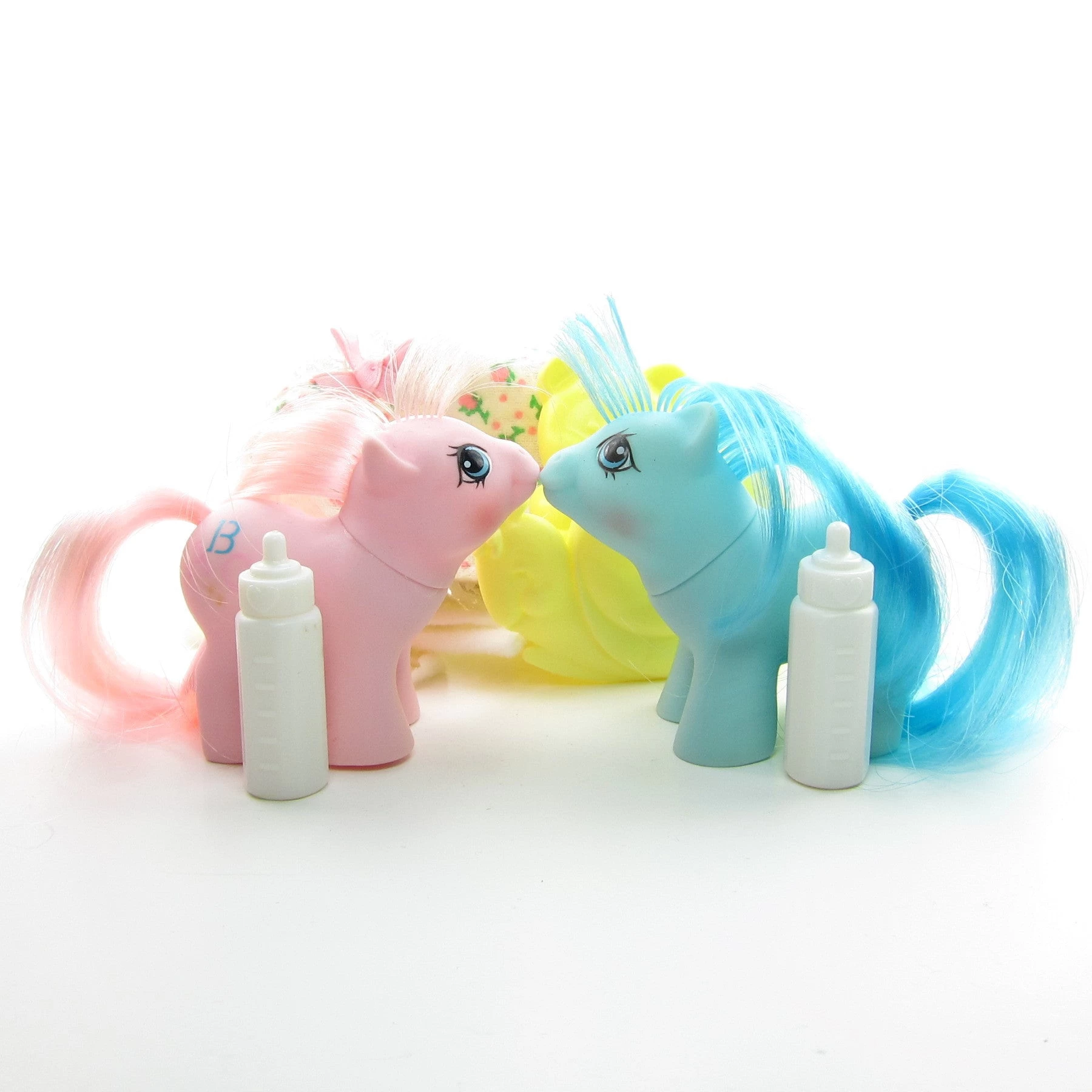 Hasbro Doodles & Noodles Newborn Twins G1 My Little Pony Set With Accessories 4 Hasbro Doodles & Noodles Newborn Twins G1 My Little Pony Set With Accessories - Image 2