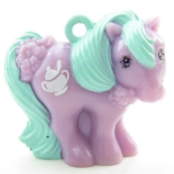 Hasbro Pretty Please My Little Pony Mommy Or Mummy Charm -Hasbro Fun Toys My little pony pretty please mommy mummy charm