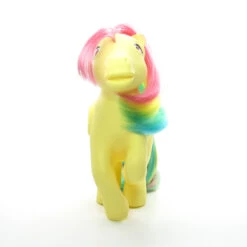 Hasbro Skydancer My Little Pony Vintage G1 Rainbow Hair Pegasus -Hasbro Fun Toys My little pony skydancer vintage g1 pegasus