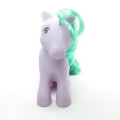 Hasbro Seashell My Little Pony Vintage G1 Sitting Pose -Hasbro Fun Toys Sitting pose my little pony seashell