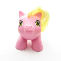 Hasbro Tappy Newborn G1 My Little Pony -Hasbro Fun Toys Tappy pink newborn pony yellow hair sneakers