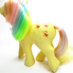 Hasbro Trickles Rainbow My Little Pony Vintage G1 With Comb -Hasbro Fun Toys Trickles hoppel rocio my little pony g1 rainbow hair