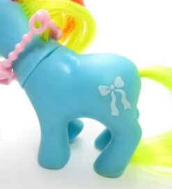 Hasbro Baby Ribbon My Little Pony With Beddy Bye Eyes -Hasbro Fun Toys Turquoise My Little Pony Yellow Red Hair White Ribbon Baby