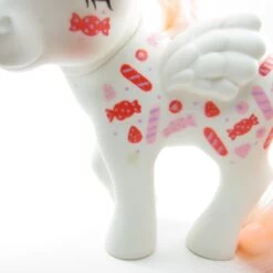 Hasbro Yum Yum My Little Pony G1 Twice As Fancy Pegasus -Hasbro Fun Toys Twice as fancy yum yum my little pony