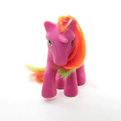 Hasbro Hula Hula My Little Pony Vintage G1 -Hasbro Fun Toys Vintage g1 hula hula tropical pony rainbow hair