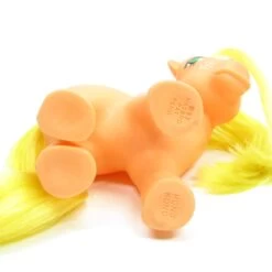 Hasbro Applejack My Little Pony Vintage G1 Year 3 Long Hair Version -Hasbro Fun Toys Vintage g1 my little pony applejack