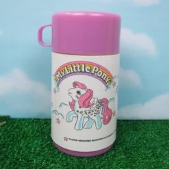 Hasbro My Little Pony Lunch Box With Thermos Vintage 1987 Peek-A-Boo Baby Ponies -Hasbro Fun Toys Yum yum twice as fancy my little pony thermos aladdin